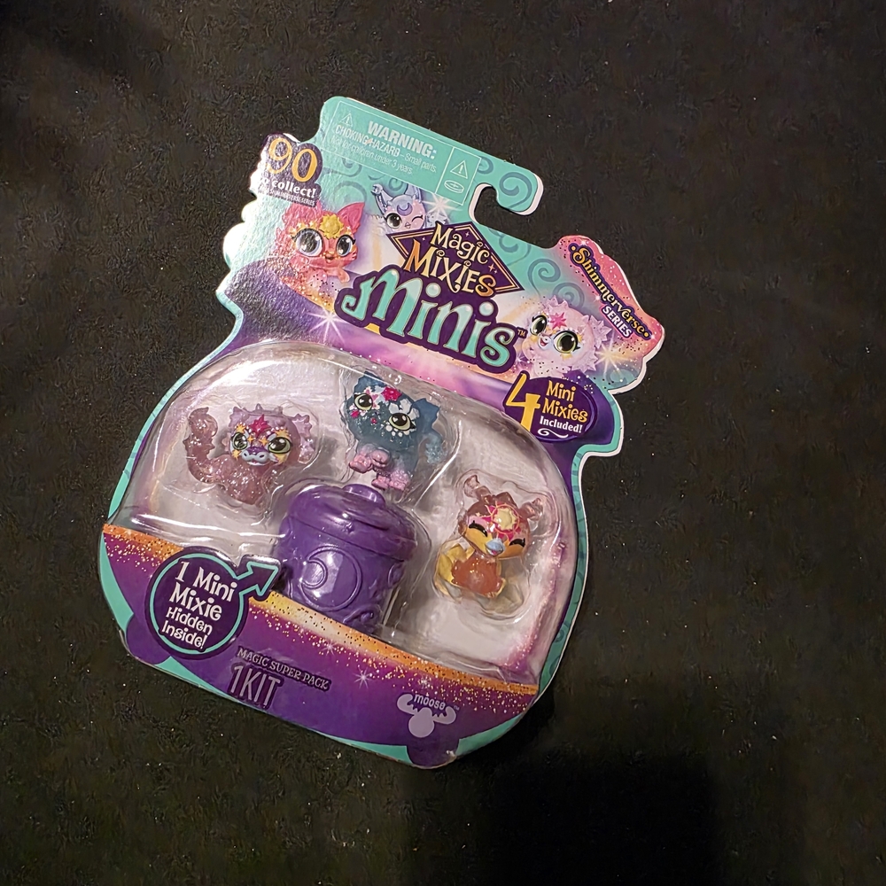 Minis Purple Cauldron Set